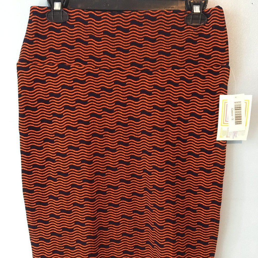 Lularoe Orange and Navy Cassie Skirt Small NWT
